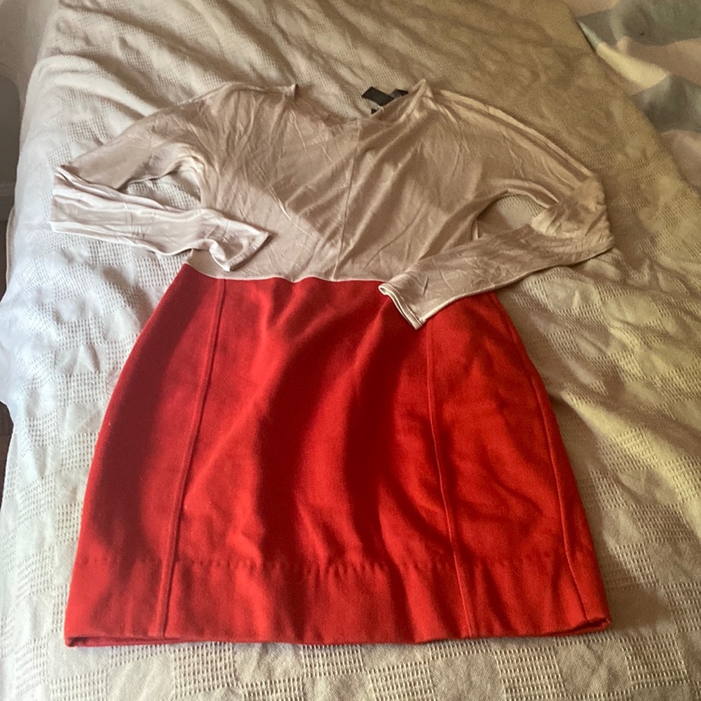 Bi color dress bi material